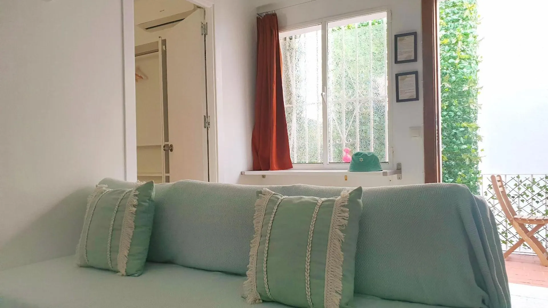 Sunny Malaga Centre Flats, 2 Options, With Balcony Or Terrace 0*,  Spanien